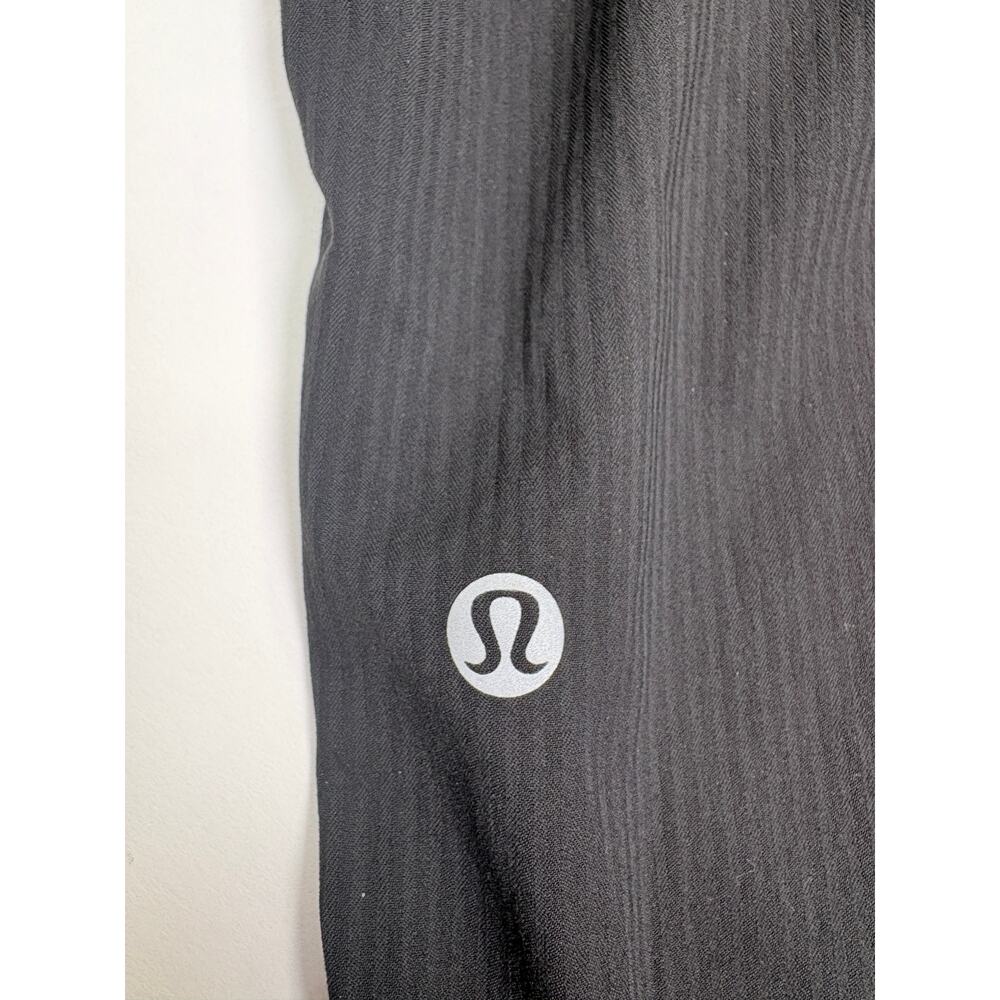 Lululemon Black Woven Jogger Pants 8 Adjustable Hem Minimalist Athleisure Travel - Picture 6 of 12